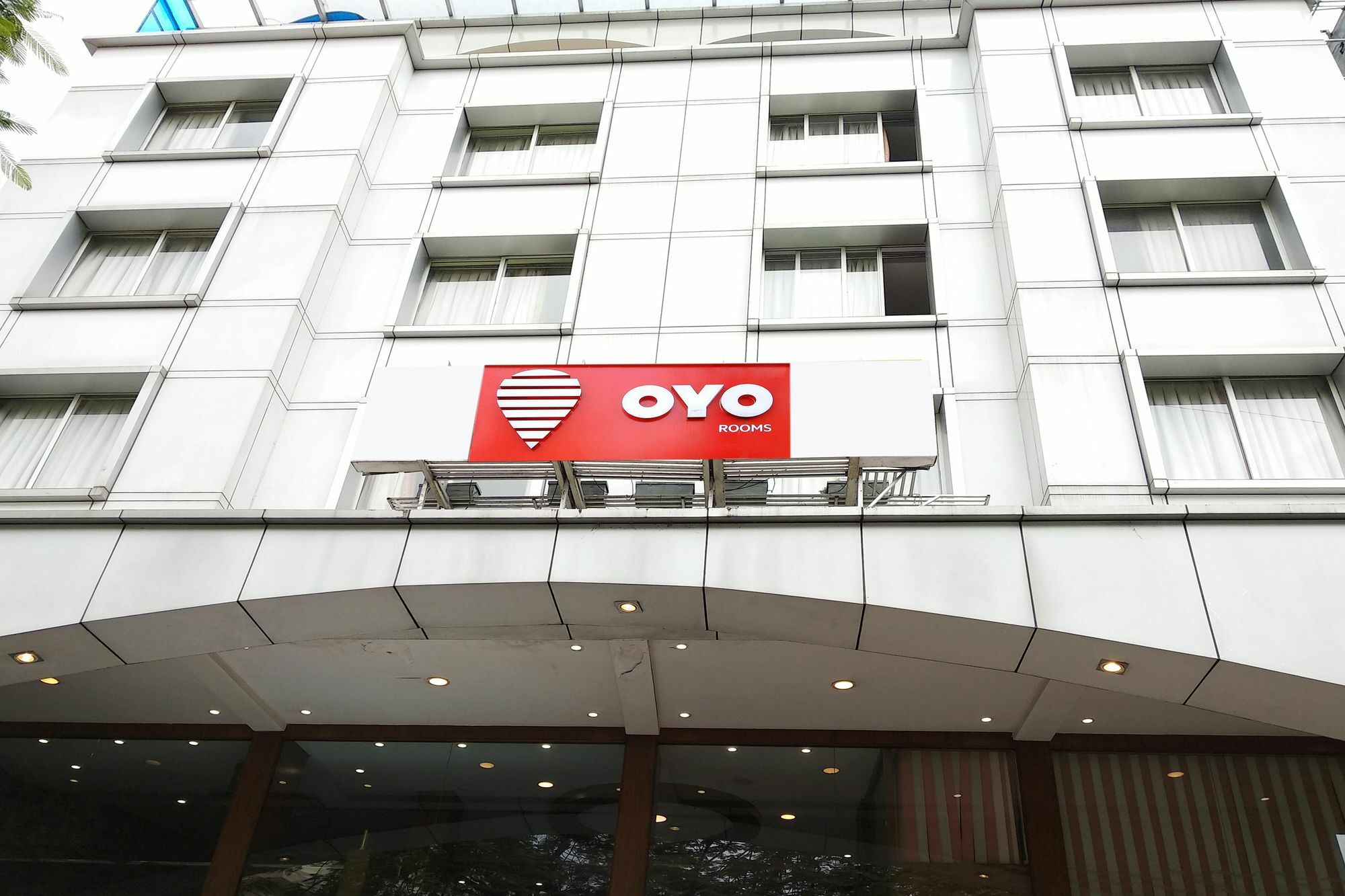 Oyo 9925 The Ocea International Hotel Bangalore Ngoại thất bức ảnh